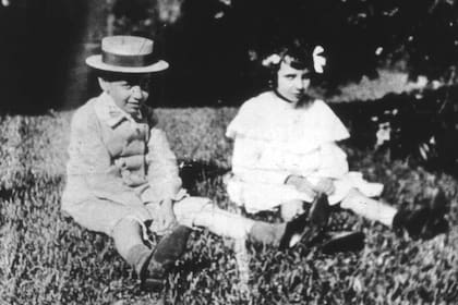 Una escena de la infancia: Jorge Luis Borges con su hermana Norah