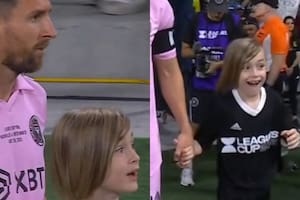 El pequeño acompañante de Messi se mostró incrédulo ante la oportunidad de caminar junto al campeón del mundo en la final de la Leagues Cup