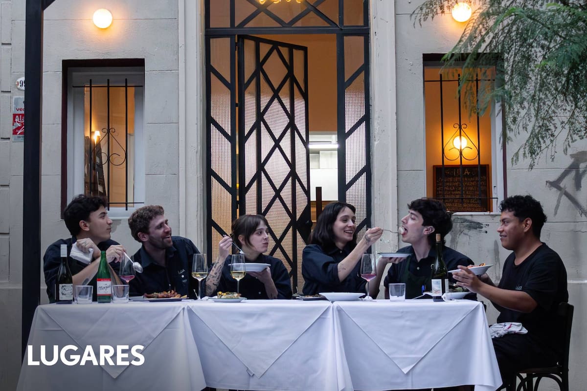 El pequeño bistró abrió en septiembre de 2025 y se caracteriza por su ambiente familiar