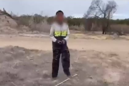 El pequeño fue hallado en la frontera, solo y angustiado