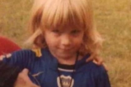 El pequeño Nicolás Valentini, simpatizante de Boca desde la cuna, influido por sus familiares.