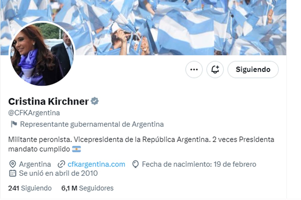 El perfil de Twitter de la vicepresidenta Cristina Fernández de Kirchner, donde la siguen más de 6.1 millones de personas