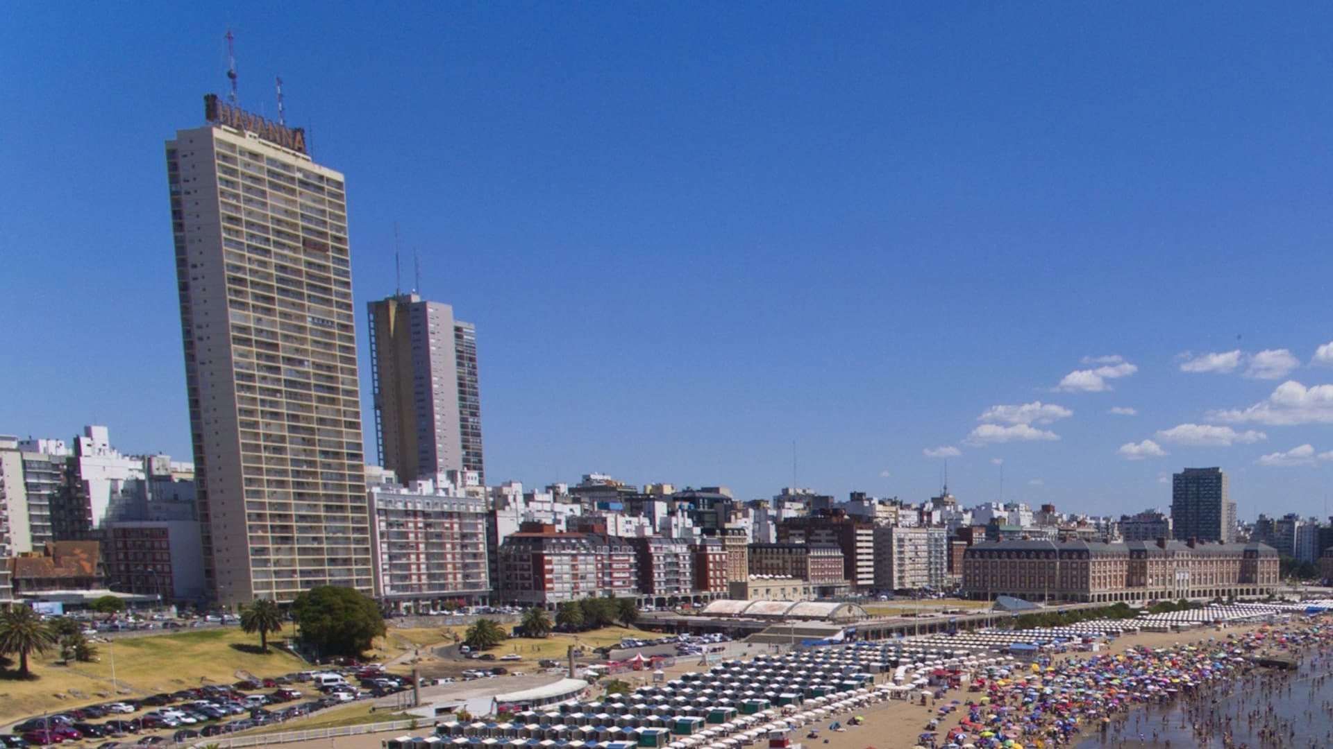 El perfil marplatense con su ícono inolvidable: el edificio Havanna