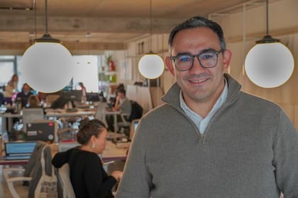 "El periodismo tiene que ser una brújula, no otra fuente más de ruido", dice Franco Piccato. Foto: Morena Zylbersztein / Chequeado