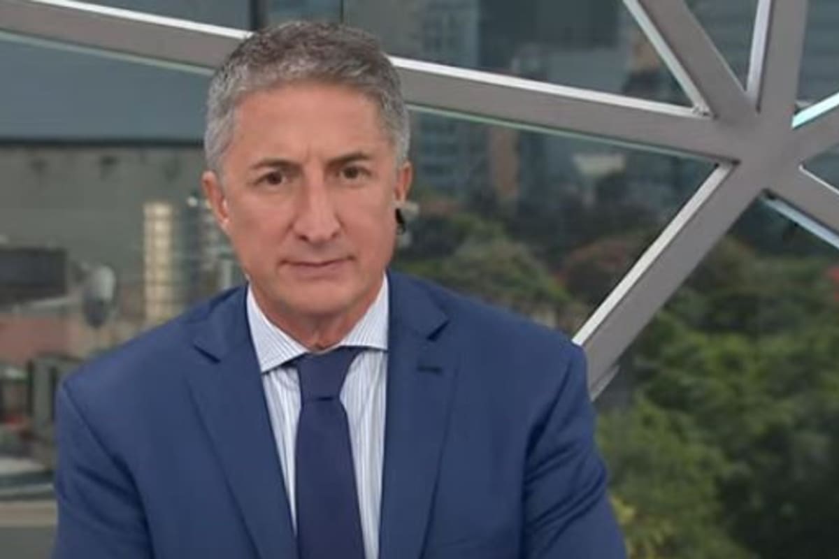 El periodista Adrián Ventura sufrió el destrozo de su departamento por el incendio en un edificio de Puerto Madero.