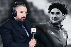 El periodista Álvaro Morales apuntó contra Guillermo Ochoa y dijo que "es un peligro para la selección de México"