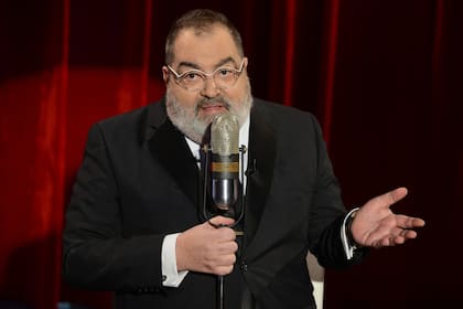 El periodista cuestionó las medidas anunciadas por el Gobierno