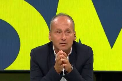 El periodista develó una interna del equipo xeneize y vinculó la actitud del delantero con su ausencia en la lista de jugadores que viajó a Caracas para el debut de la Copa Libertadores.