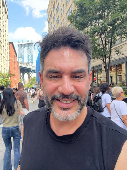El periodista explicó que comenzó el proceso de adopción y que en los próximos días conocerá a su hijo o hija