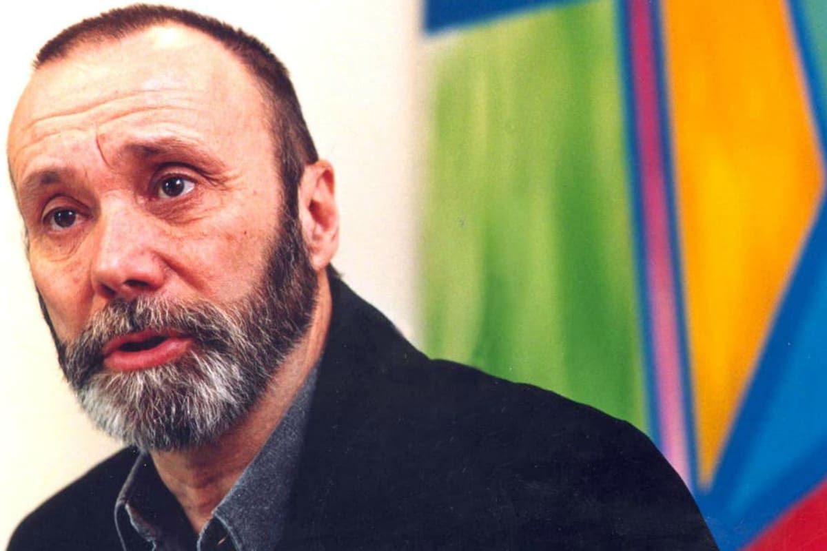 El periodista fue despedido por colegas y otras figuras