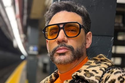El periodista mostró su felicidad al dar a conocer una nueva y desafiante etapa en su vida