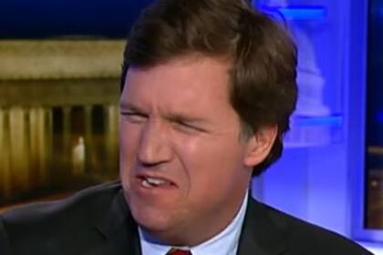 El periodista y analista político Tucker Carlson apuntó contra Volodimir Zelensky