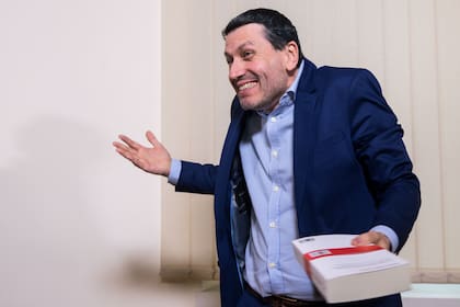 El periodista y escritor Fréderic Martel presentó hoy "Sodoma", el libro que revela el entramado gay dentro del Vaticano