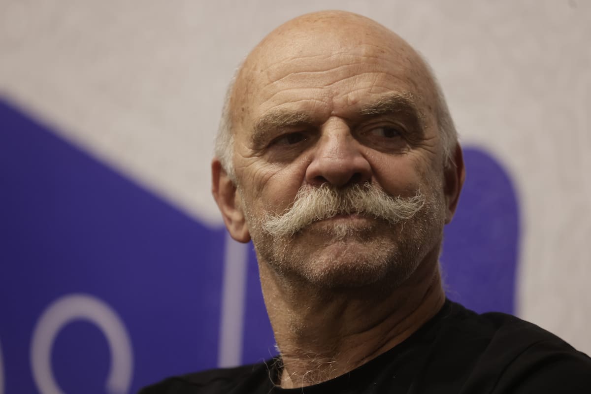 El periodista y escritor Martín Caparrós opinió desde España en X (antes Twitter): "Otro Nobel inverosímil"