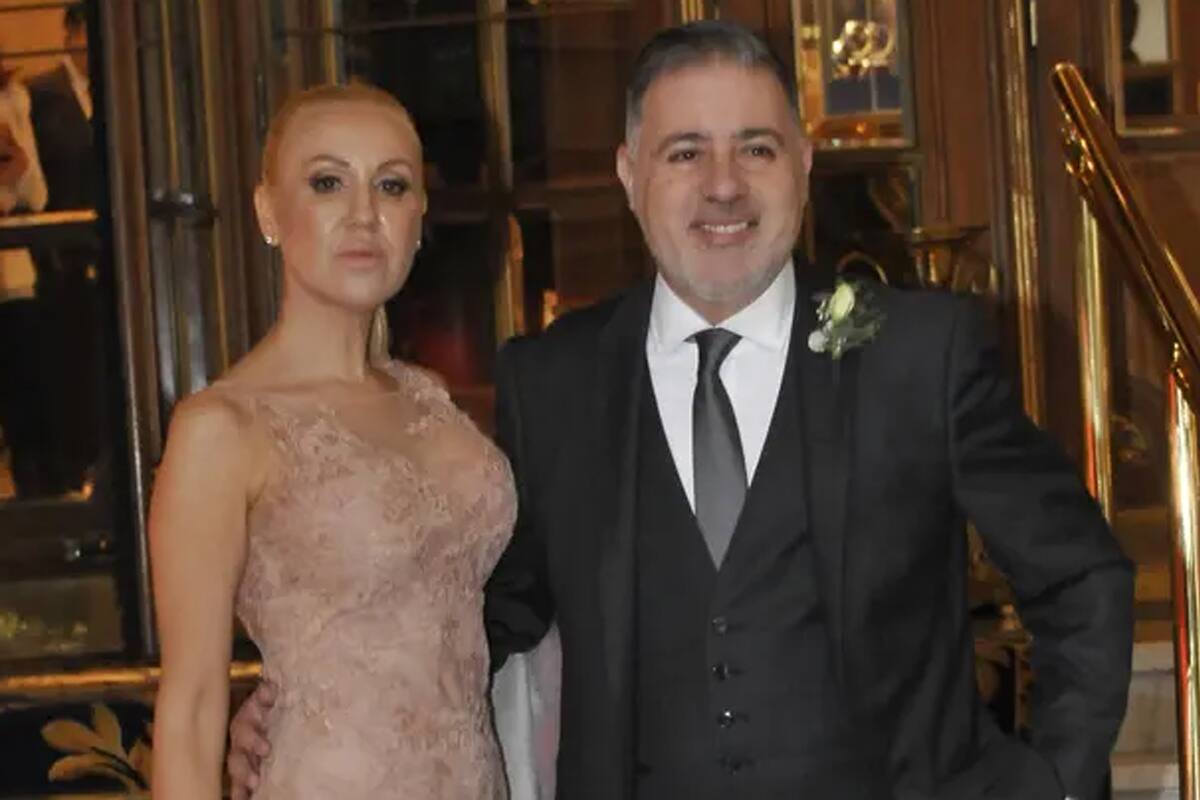 El periodista y la empresaria le pusieron punto final a su relación, a un año de la celebración de su unión civil