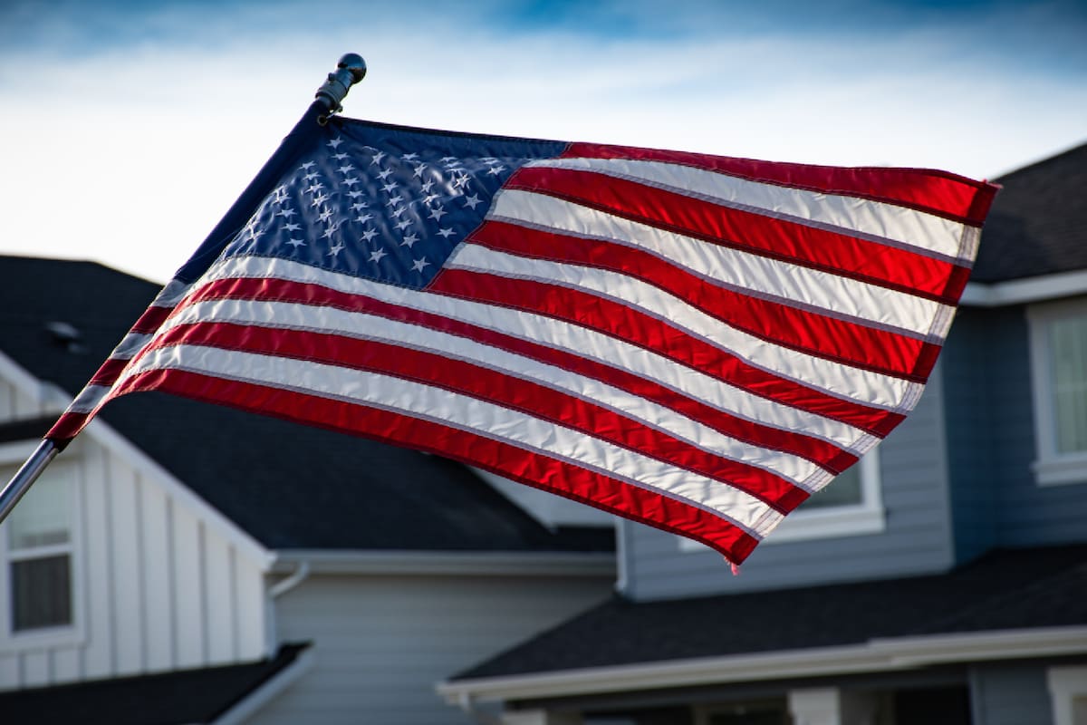 El permiso de trabajo es necesario para poder estar bajo las leyes en EE.UU.