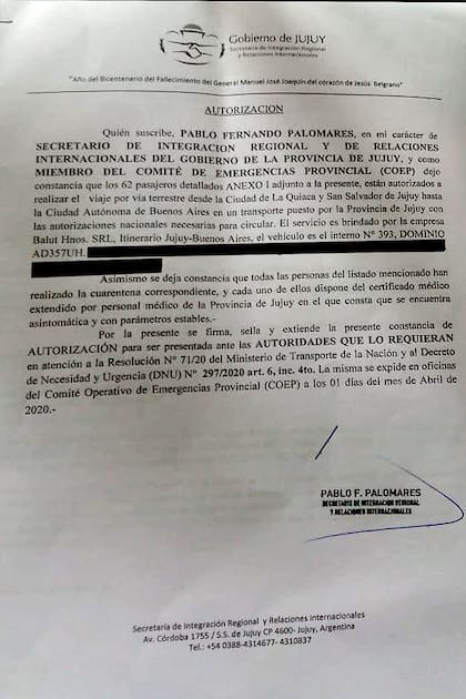 El permiso que exhibieron los choferes del micro demorado
