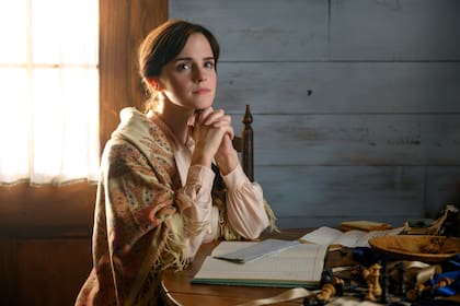 El personaje de la "casadera" Meg (Emma Watson) le permite a Gerwig explorar la maternidad como elección y no como forzada vía de subsistencia