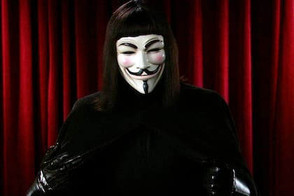 El personaje de la película "V de Venganza" del que Anonymous utiliza para representarse en las redes