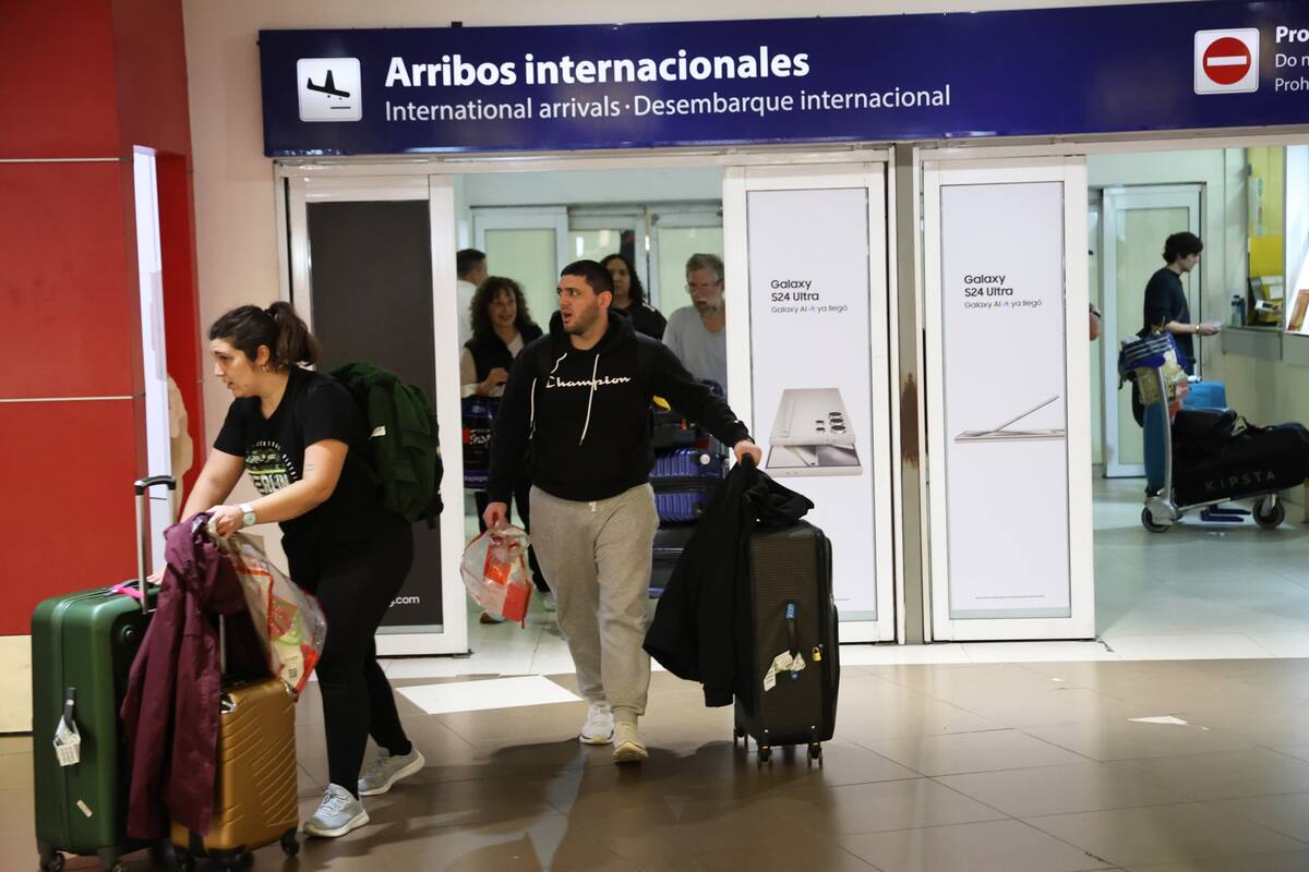 El personal de Aduana realiza un paro de 10 a 14