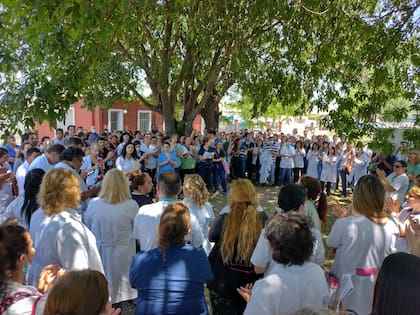 El personal del Posadas hizo hoy una asamblea pasado el mediodía