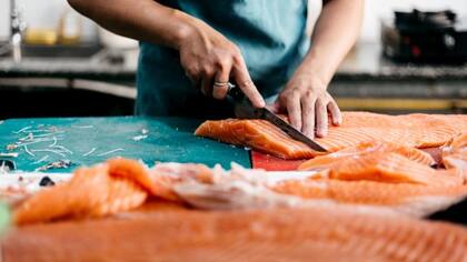 El pescado como las sardinas, la caballa, el salmón o el pez espada son ricos en colágeno
Foto: iStock