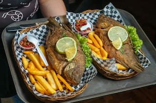 Los chefs españoles coinciden: “El pescado frito no se hace con pan rallado, sino con harina de trigo”