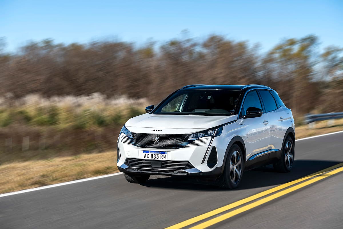 El Peugeot 3008 es uno de los aspirantes al galardón y se vende en la Argentina