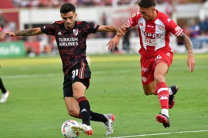 El pibe Simón, como casi todo River, tuvo una deslucida tarea