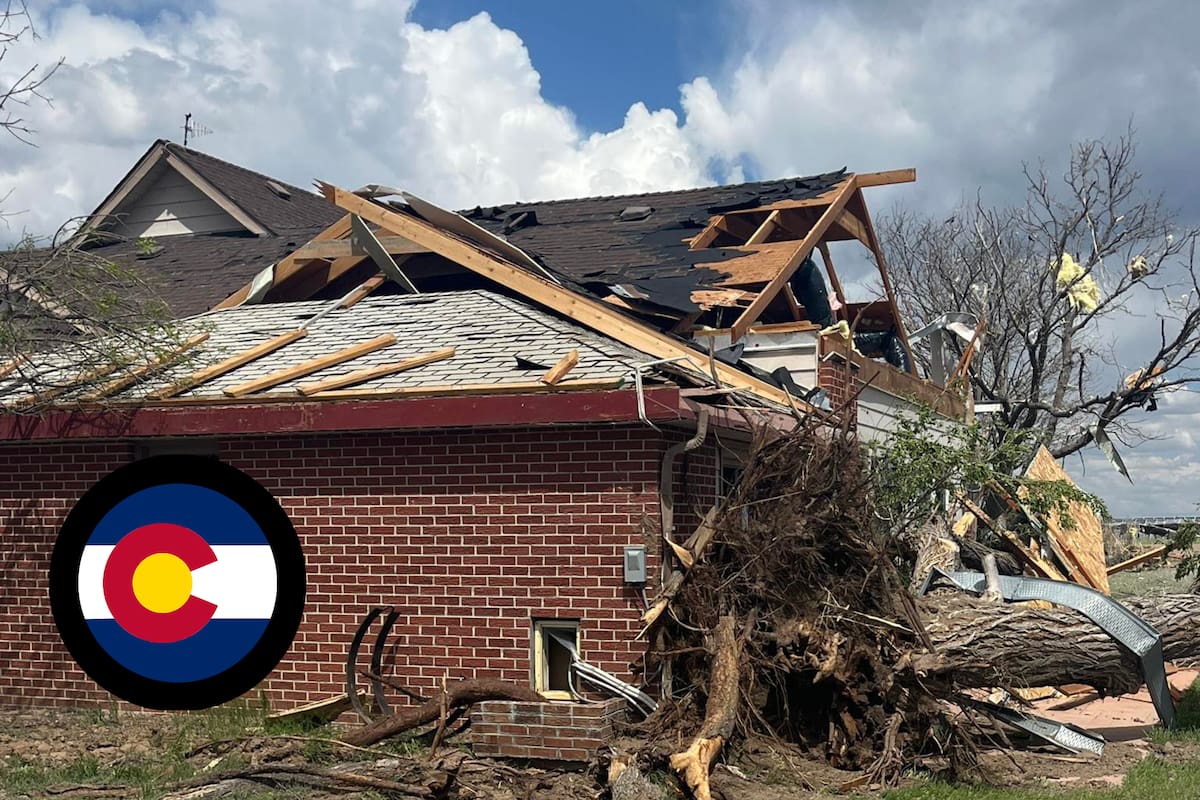 El pico de actividad de los tornados en Colorado ocurre en primavera, especialmente entre mayo y junio. Foto: @ArapahoeSO vía X/Canva