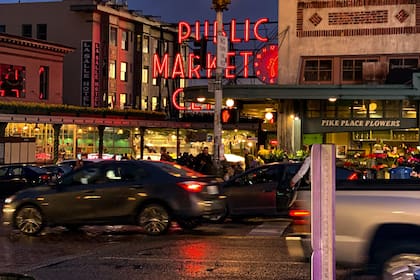 El Pike Place Market es uno de los lugares más icónicos de Seattle