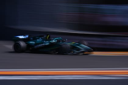 El piloto español de Aston Martin Fernando Alonso conduce durante el Gran Premio de Fórmula 1 el domingo 13 de septiembre de 2026, en Madrid