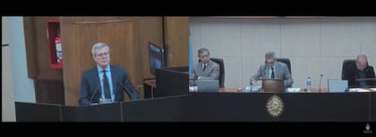 El piloto militar Videla durante su declaración como testigo en el juicio Cuadernos