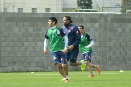 El Pitu no jugará el clásico ante el Rojo por precaución