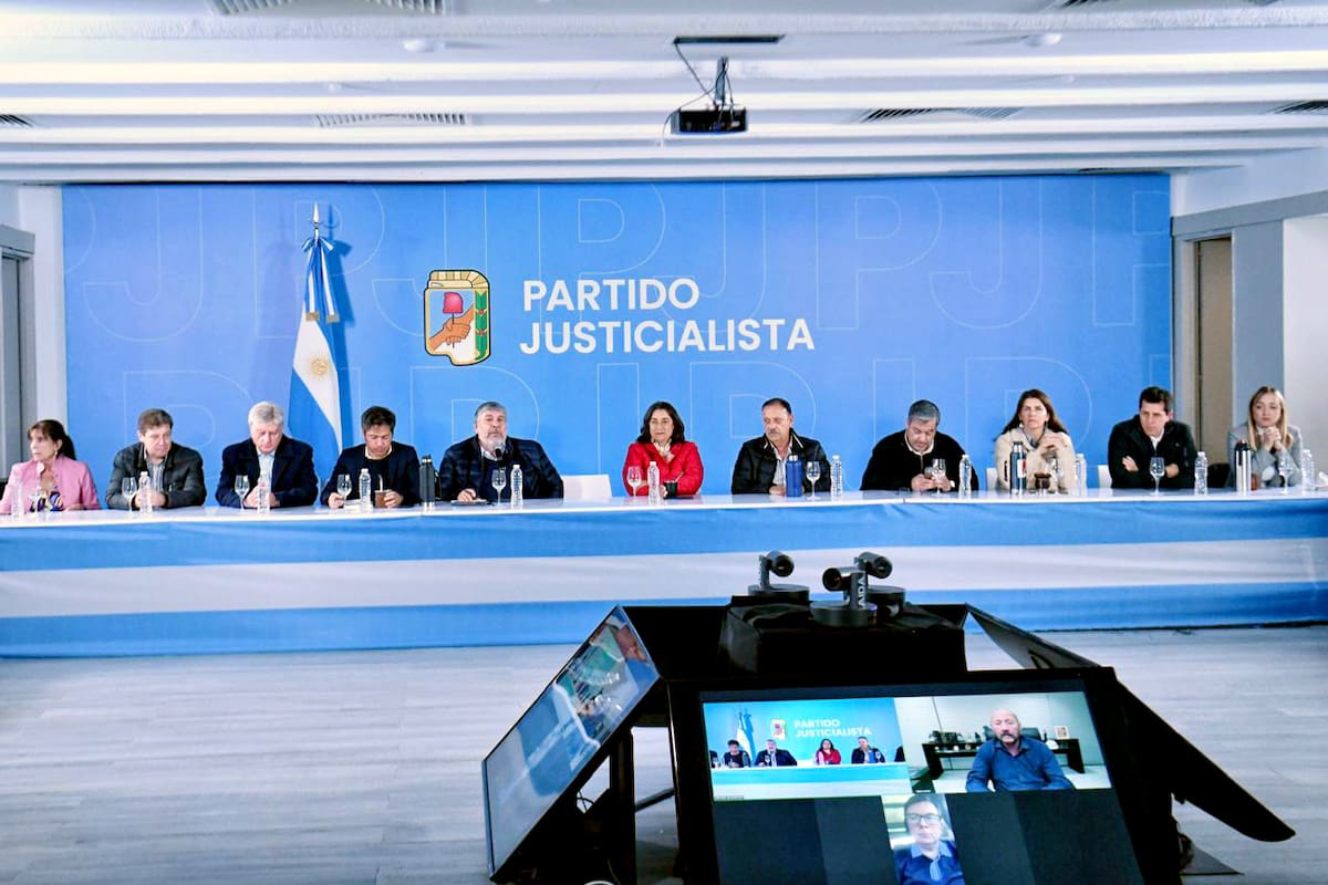 El PJ funciona con la silla vacía de Cristina Kirchner, su presidenta