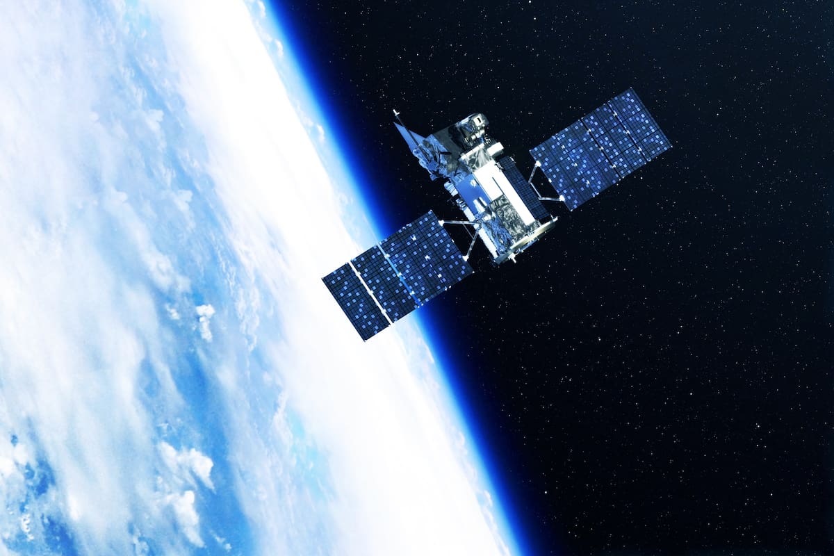 El plan contempla el despliegue de dos constelaciones con 96.714 aparatos cada una distribuidos en 3660 trayectorias