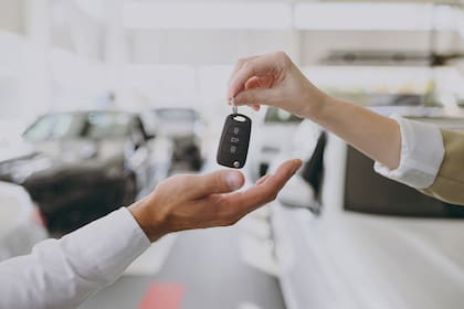 El Plan de Ahorro es un sistema de autofinanciación en el cual un grupo de personas realiza aportes mensuales para adquirir vehículos que son entregados periódicamente