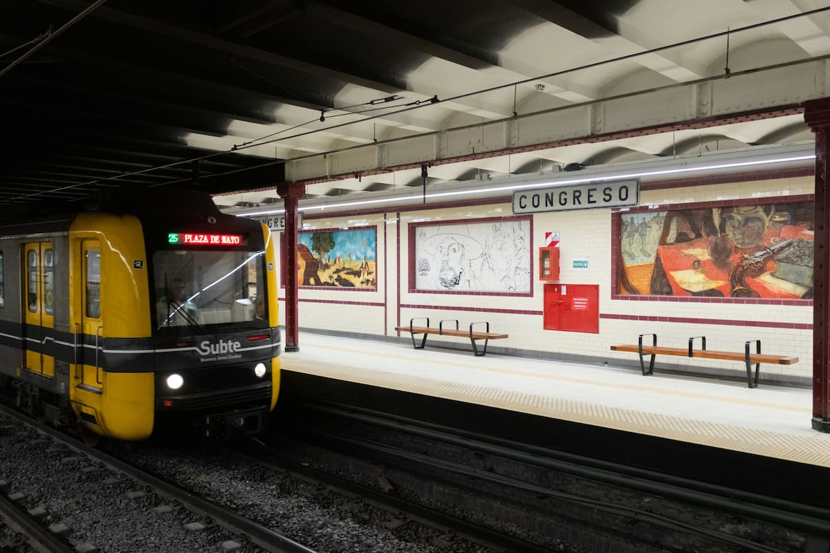 El plan de modernización de la red de subtes ya completó la puesta en valor de 18 terminales