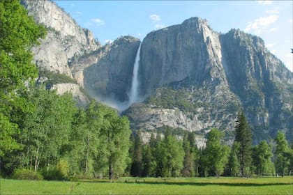 El plan de Trump es ceder una pequeña franja del Parque Yosemite a una empresa privada que compraría terreno de valor similar en otro lugar y lo entregaría a Parques Nacionales