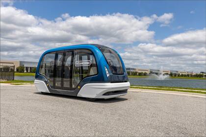 El plan piloto que se probará en el Aeropuerto Liberty de Newark implica la utilización de autobuses sin conductores de cero emisiones