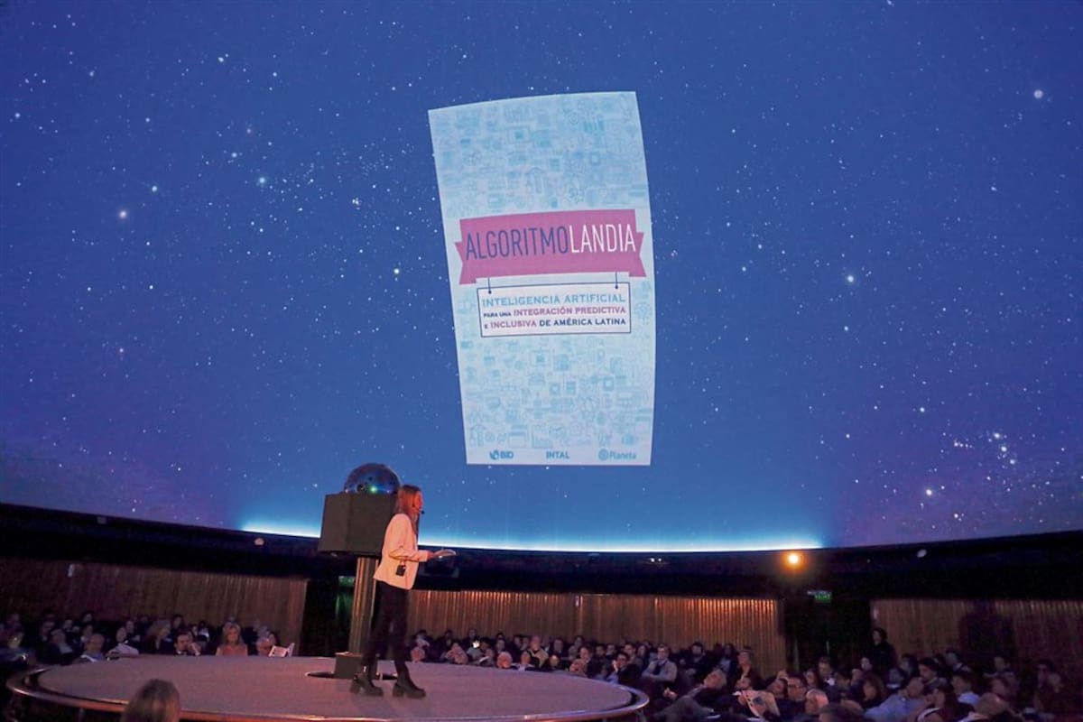 El Planetario fue el escenario perfecto para el debate organizado por Intal-BID