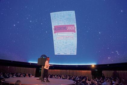 El Planetario fue el escenario perfecto para el debate organizado por Intal-BID
