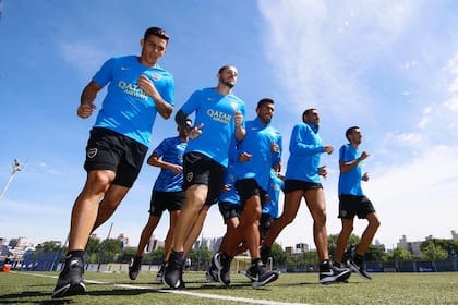 El plantel de Boca en su primer día de práctica en el Complejo Pedro Pompillo