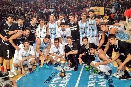 El plantel en la despedida en Bahía Blanca