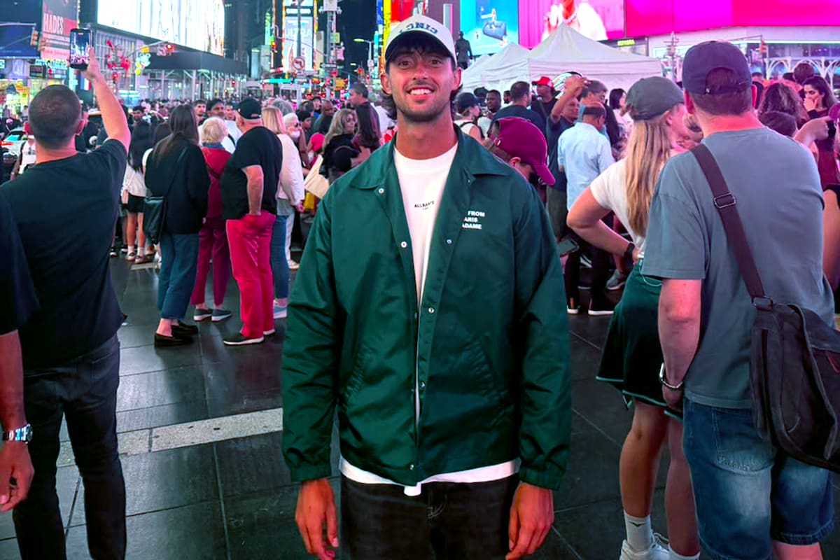 El platense Thiago Tirante, anoche en Times Square: un tenista de juego "salvaje", que disfruta de su mejor momento y ya es 50° del ranking