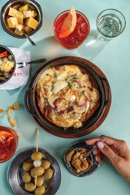El platito: Fainazzeta. El aperitivo: La Fuerza Spritz.