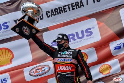 Valentín Aguirre, en racha: el arrecifeño, de 23 años, venía de ganar en San Luis y repitió en Buenos Aires; el piloto de Dodge es el puntero del campeonato