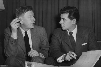 El poeta Auden y el compositor Leonard Bernstein