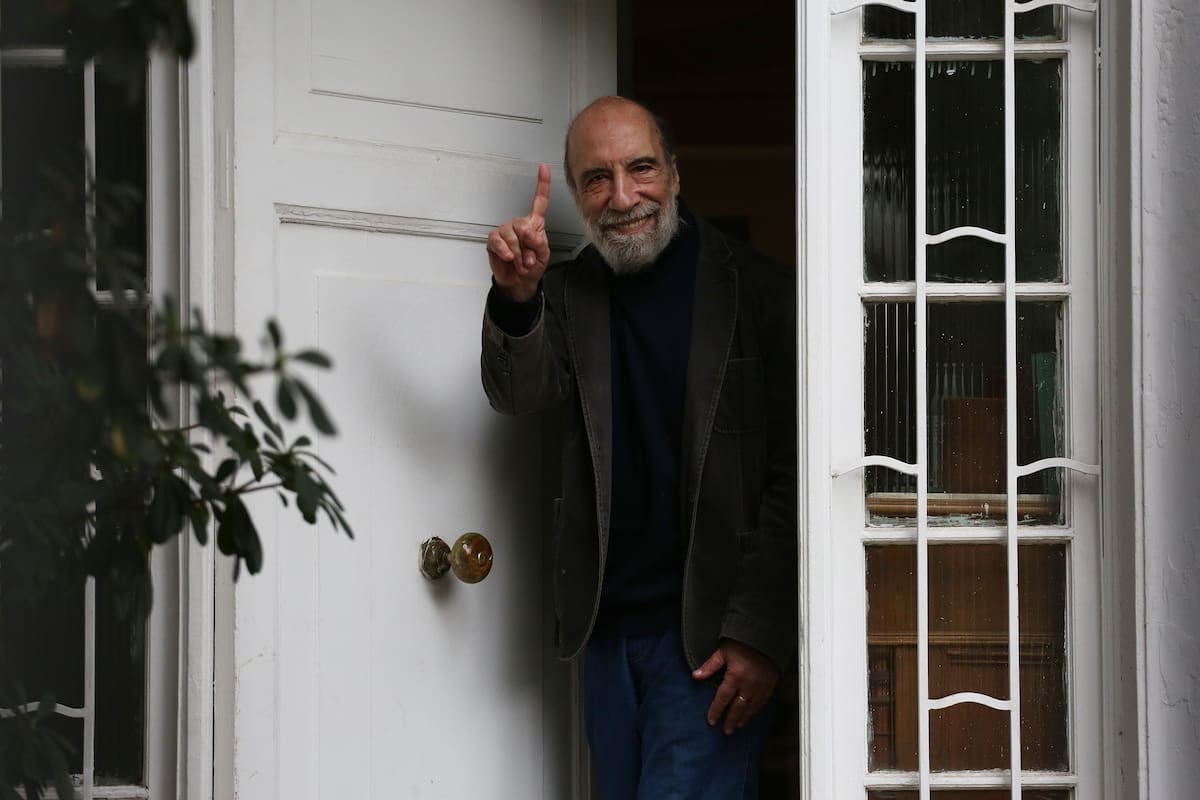 El poeta chileno recibirá más de 42 mil euros