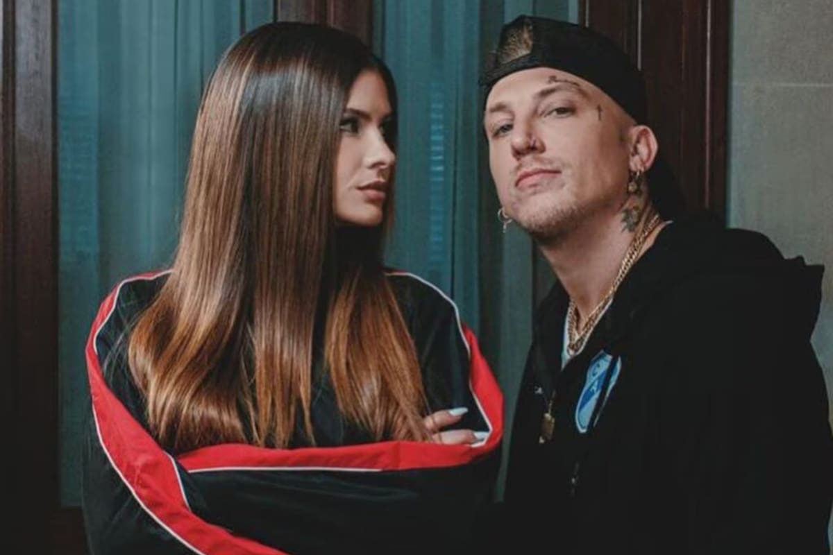 El Polaco contó cómo convenció a la China Suárez para grabar una canción con él e hizo reír a todos
